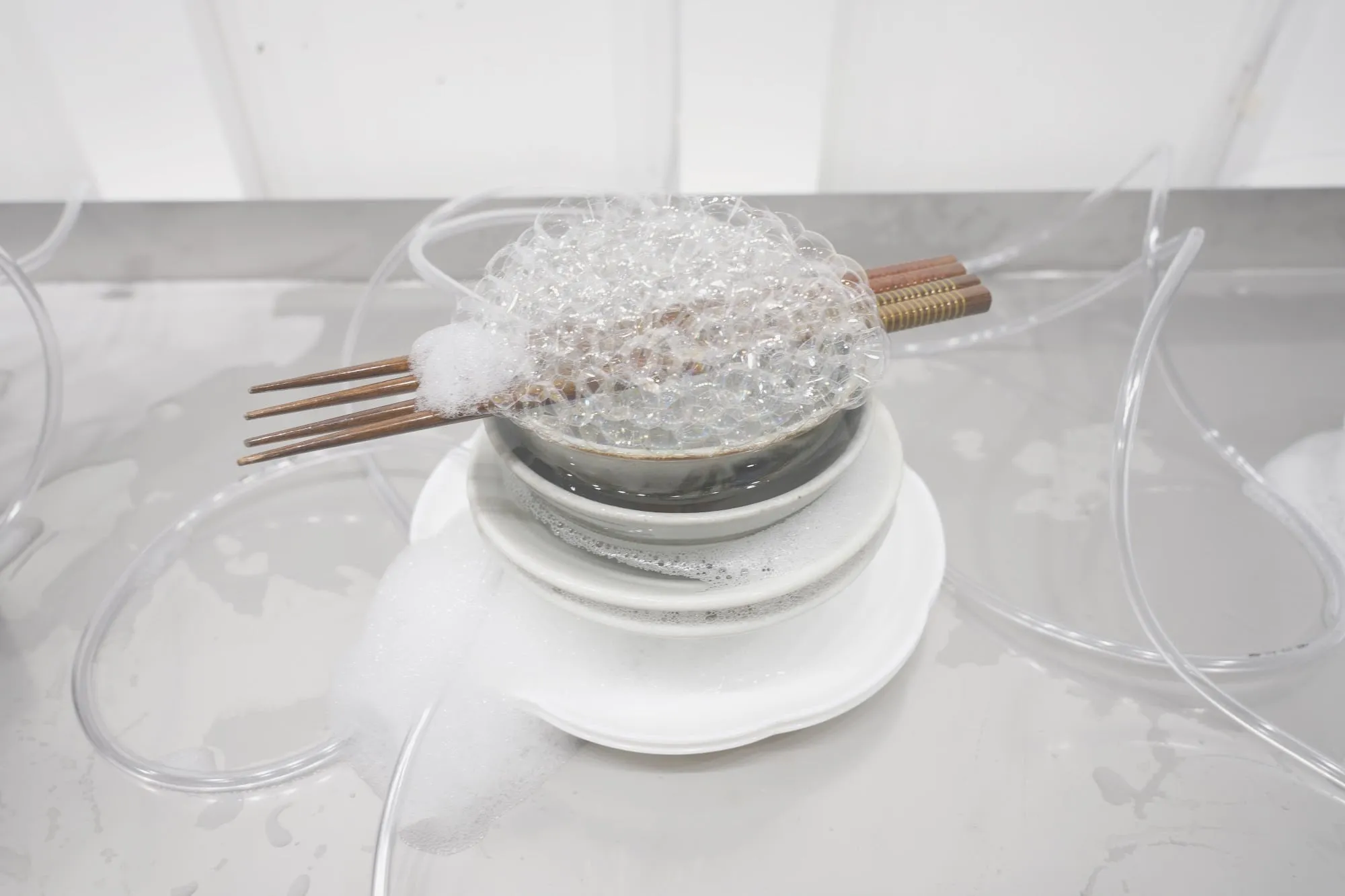 AFRODE CLINICにて個展『死んだ母の日展 ― すって、はいて、たしかに、そこに』開催 作品 21